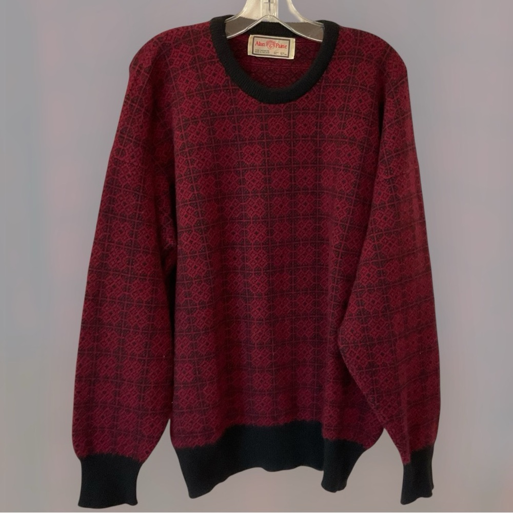 Alan Paine Men’s Cashmere Sweater XL, maroon with black print and details, Lux!